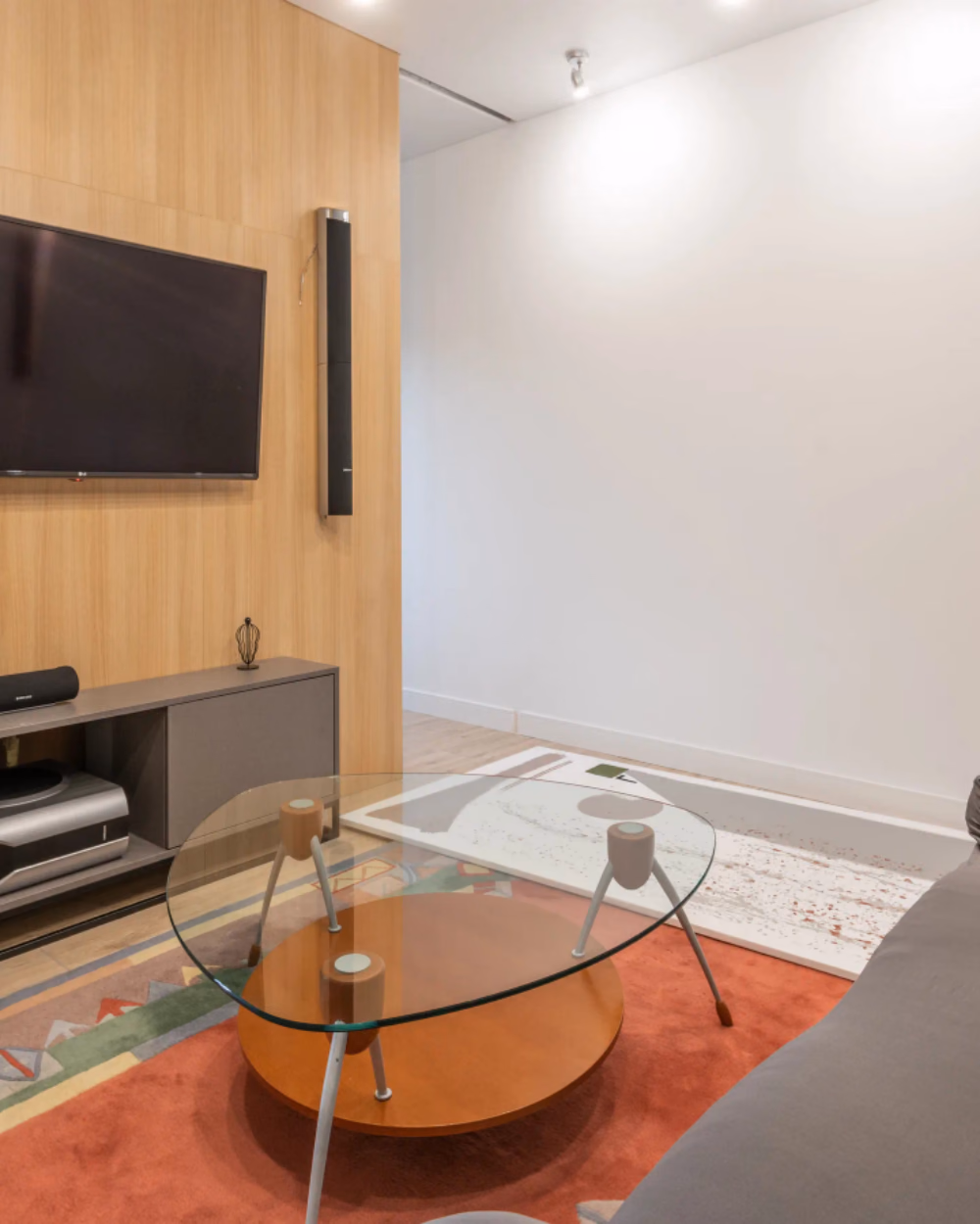 Featured image for How to Choose the Right Smart Home Hub in 2025 for Your Automation Needs: A Comprehensive Guide