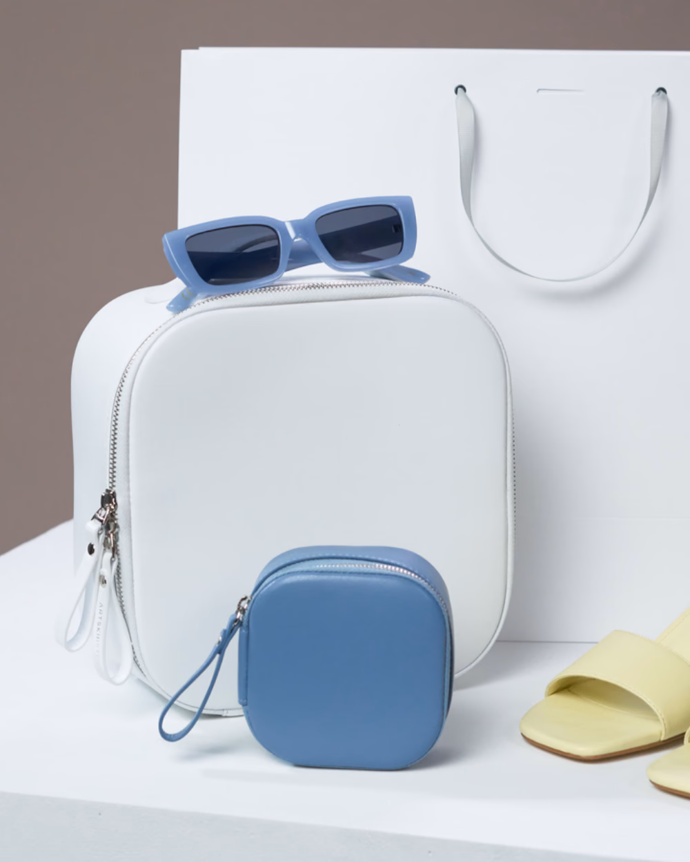Featured image for What Makes a Handbag Worth the Money